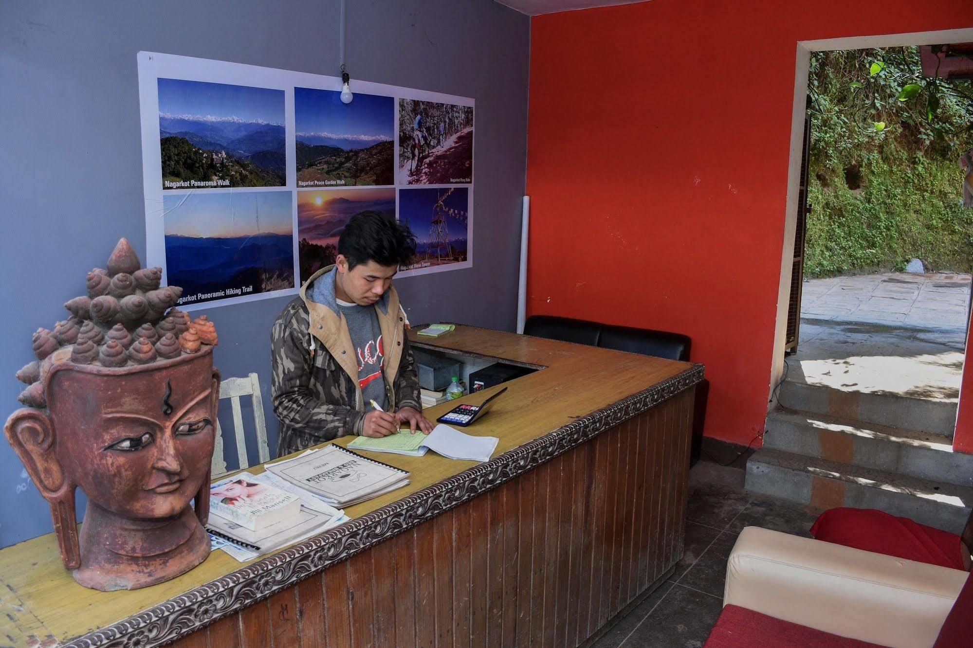 Langtang View Nagarkot Bed And Breakfast Kültér fotó